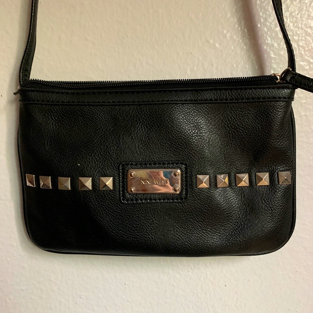 ✨mini Nine West crossbody bag✨
